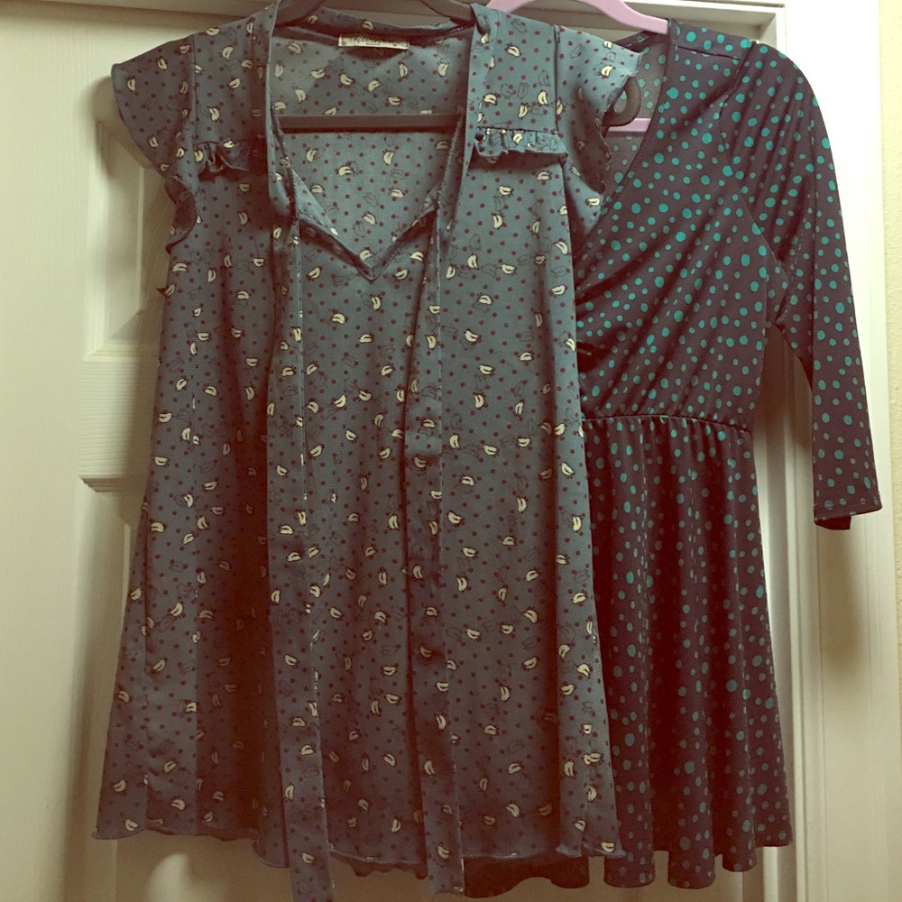 Maternity shirts size M